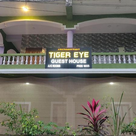 Tiger Eye Guest House 칼랑굿 외부 사진