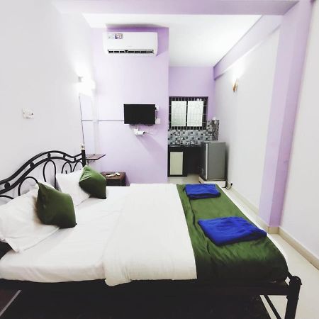 Tiger Eye Guest House 칼랑굿 외부 사진